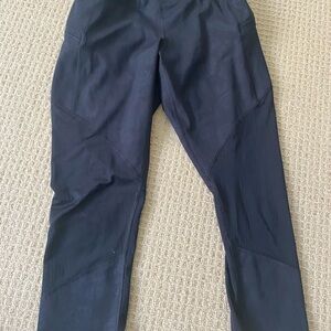 Athleta Leggings Womens Medium Black Capri Athletic Pants Workout Yoga Waist Tie